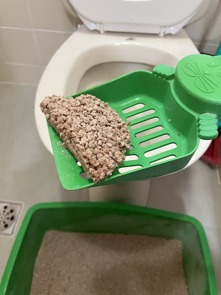 Areia para Gato Katbom Natural Granulado Higiênico